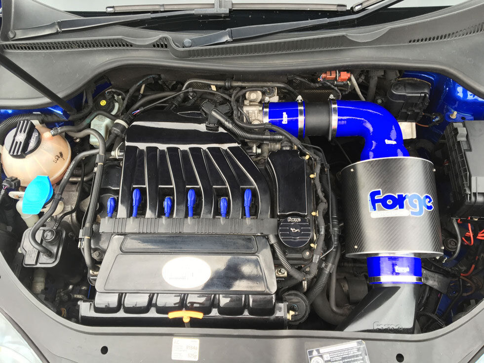 Forge Motorsport VW Golf Mk5 R32 BLUE Cold Air Intake / Induction Kit FMIND5R32